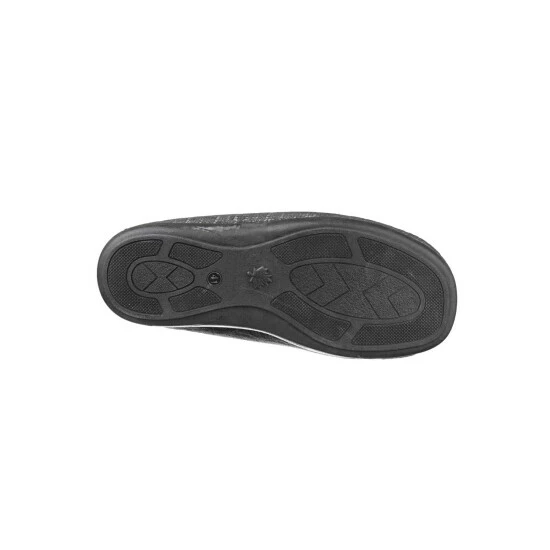 Cotswold Mens Stanley Moc Toe Full Slipper - Black Shoes - Image 3